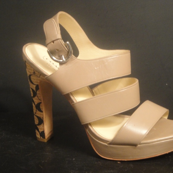 Coach Bertta Vachetta Platform Strappy Tan Leather Logo Heels 7.5 M - Picture 1 of 7